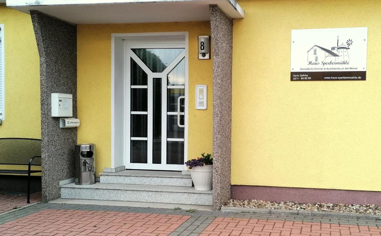 Hotel Haus Sperbermühle Laatzen Exterior foto