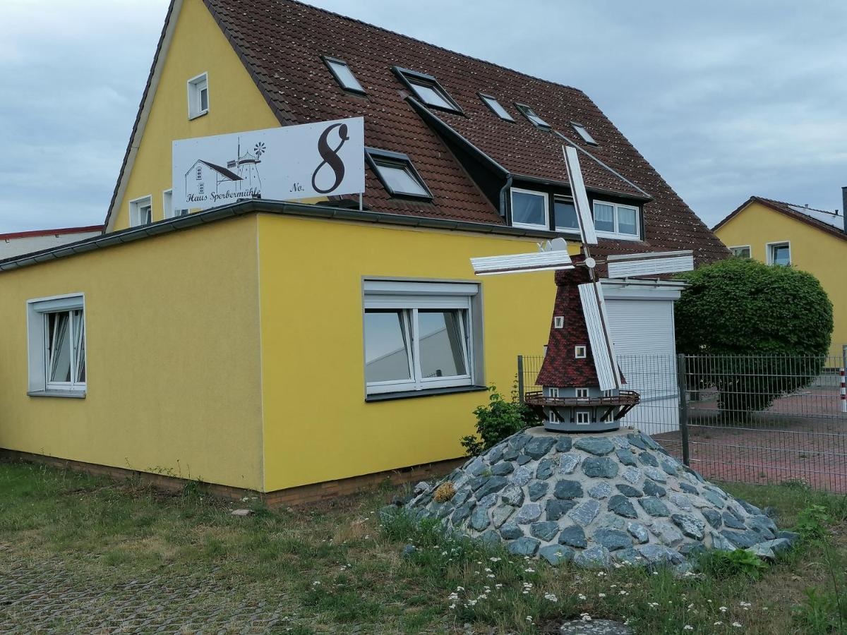 Hotel Haus Sperbermühle Laatzen Exterior foto
